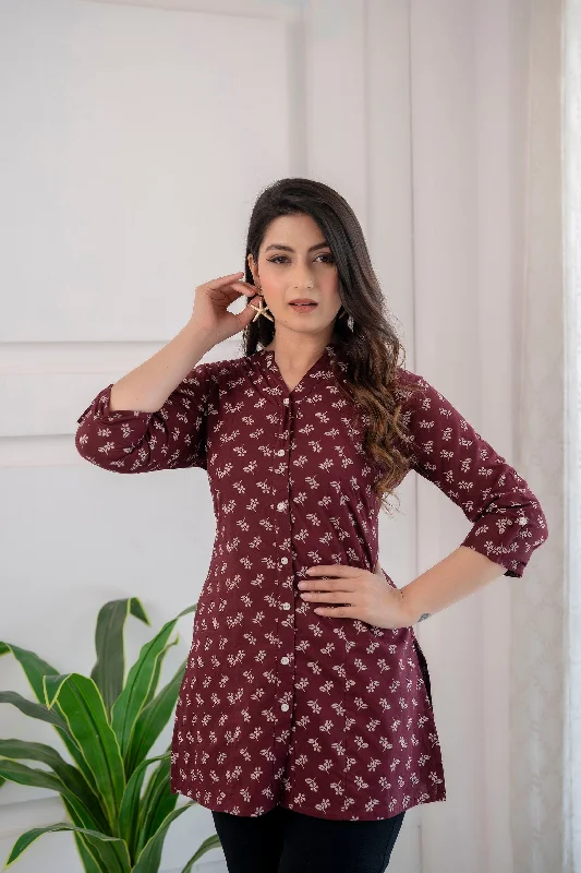 Weekend Bargains to Savor Women Burgundy Printed Straight Tunic With Three Quarter Sleeves