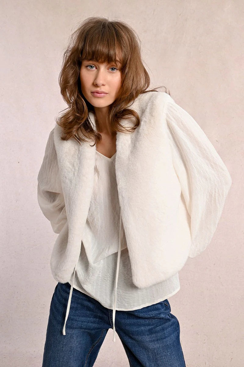 Weekend Bargains Await You Short Long Haired Sleeveless Vest - Off White
