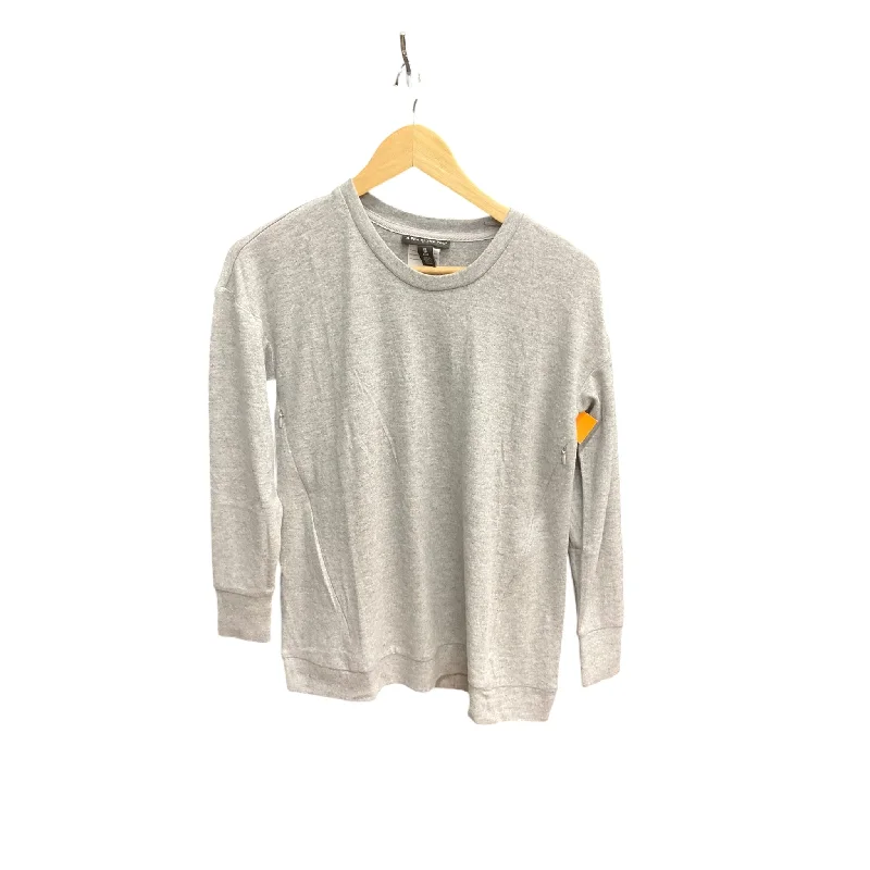 Weekend Price Cuts Galore Athletic Top Long Sleeve Crewneck By A Pea In The Pod In Grey, Size: Xs