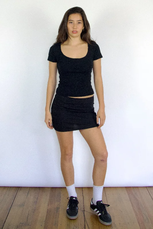 Weekend Deals That Sparkle SCG MADE | 90s Basic Scoop Neck Baby Tee