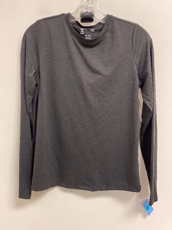 Weekend Savings Galore Athletic Top Long Sleeve Crewneck By Xersion In Grey, Size: Xs