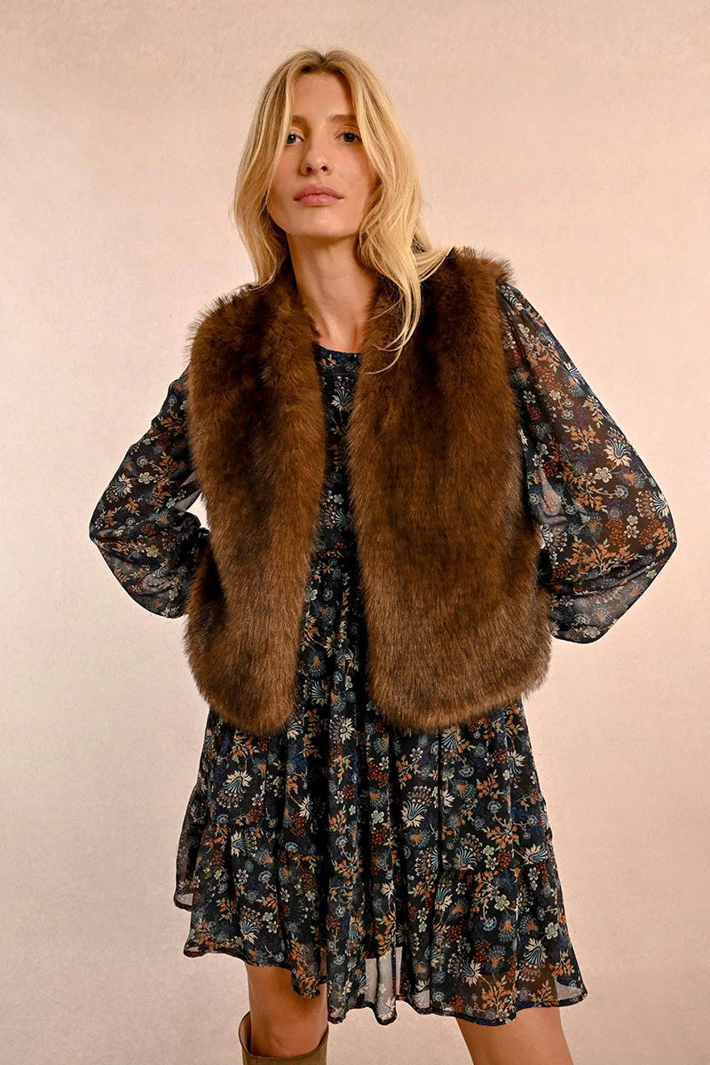 Weekend Discounts to Enjoy Long Haired Sleeveless Vest - Brown