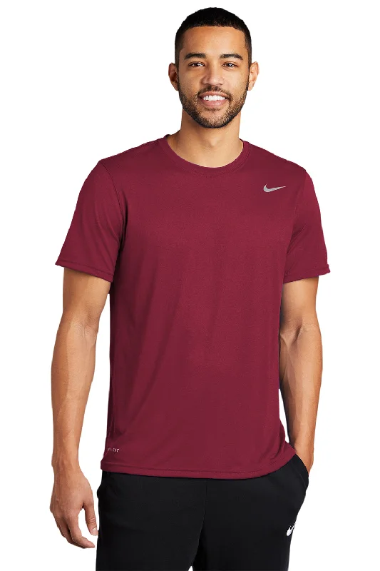 Nike Mens Team rLegend Dri-Fit Moisture Wicking Short Sleeve Crewneck T-Shirt - Team Maroon